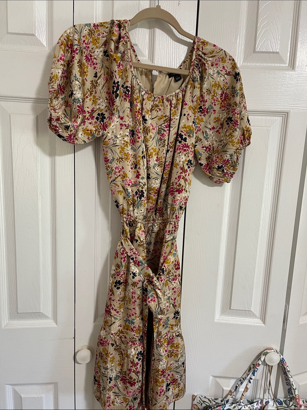 Ann Taylor Factory Floral Puff-Sleeve Midi Dress - Cream Multi